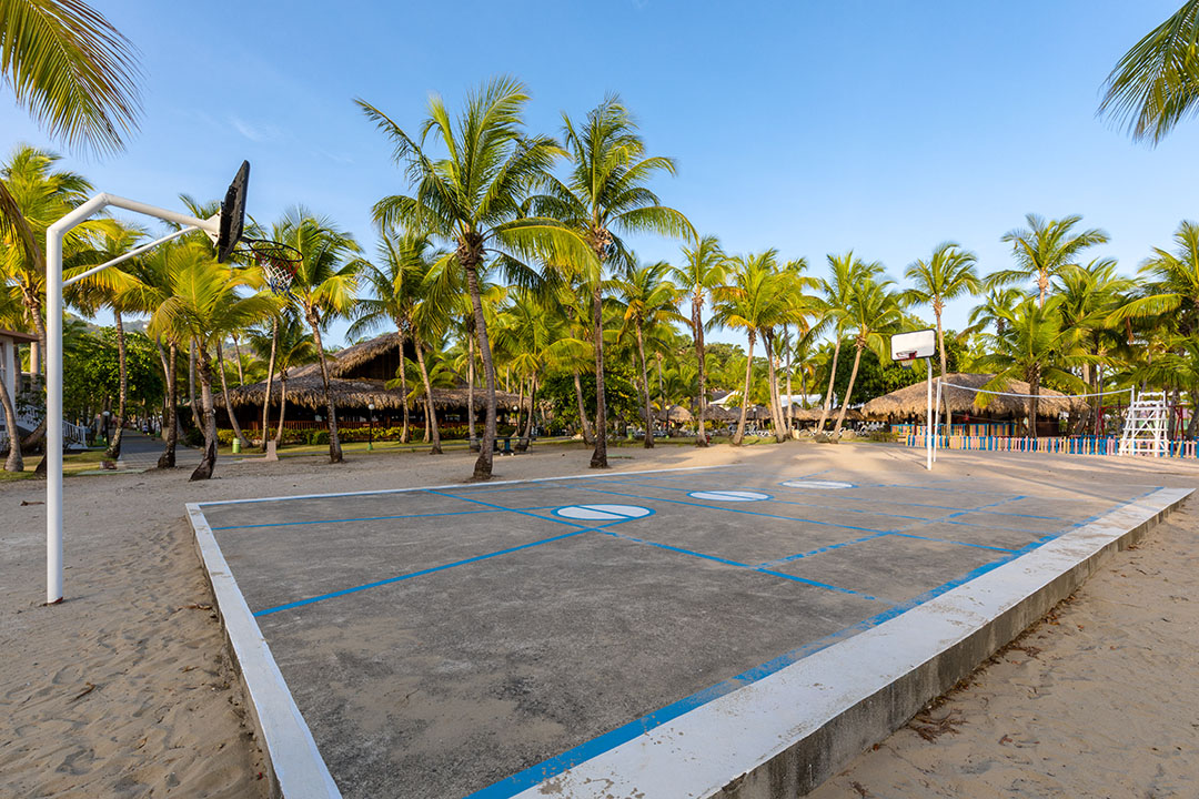 303_alta_playabachata Deporte.jpg